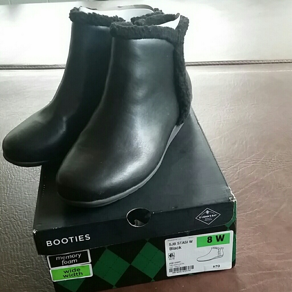 St John's Bay Black Booties